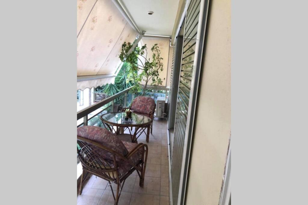Ferienwohnung Cosy & Functional Pied-A-Terre Athen Exterior foto